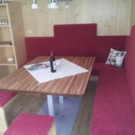 Haus Leo Appartement *